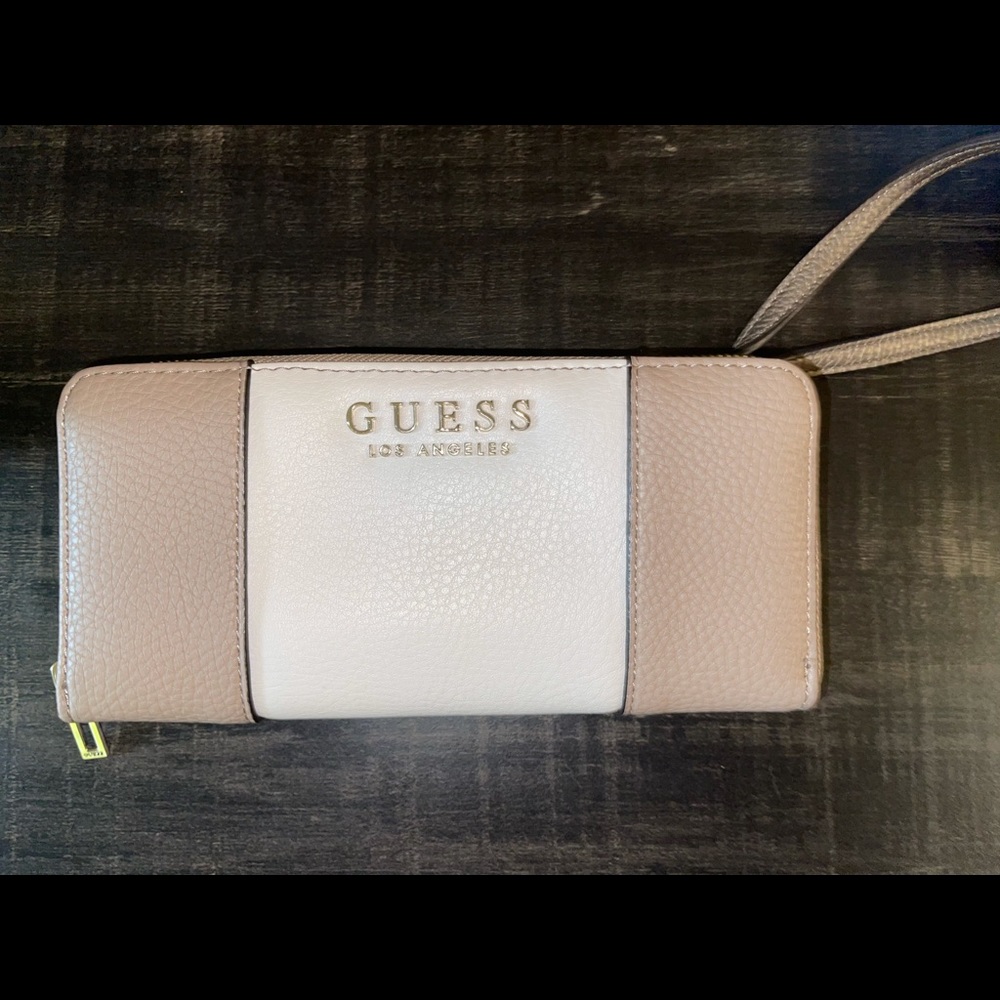 Guess Wallet